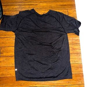 Lululemon Metal Vent Tech Short Sleeve Shirt 2XL